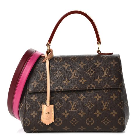 Louis Vuitton Cluny BB in Monogram: bag review.